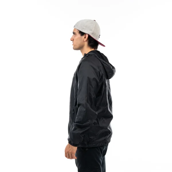 Campera Vortrek hombre rompeviento color negro - Imagen 2
