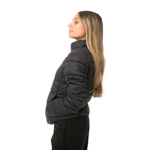 Campera Vortrek Mujer 21217643 Puffer Poliamida y corderito color Negro - Imagen 2