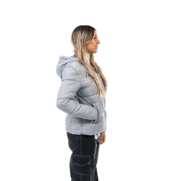 Campera Vortrek Mujer Puffer con Capucha color Gris claro 21217701 - Imagen 3