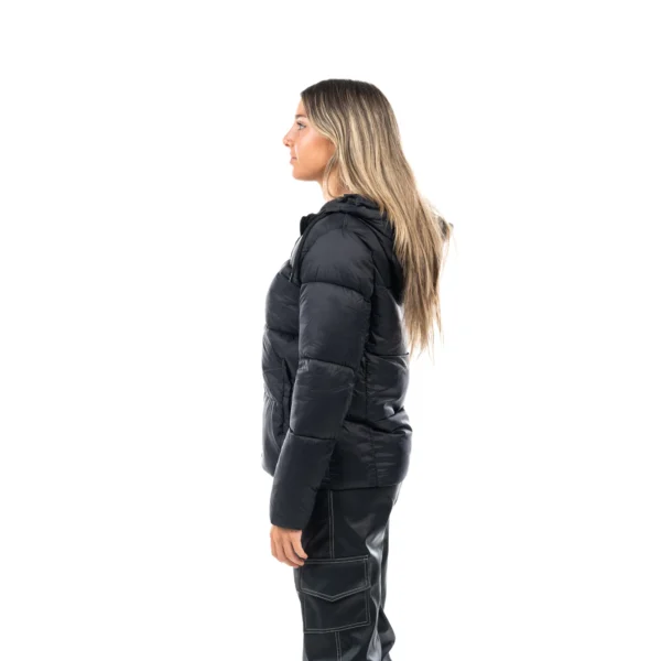 Campera Vortrek Mujer Puffer con Capucha color Negro 21217701 - Imagen 2