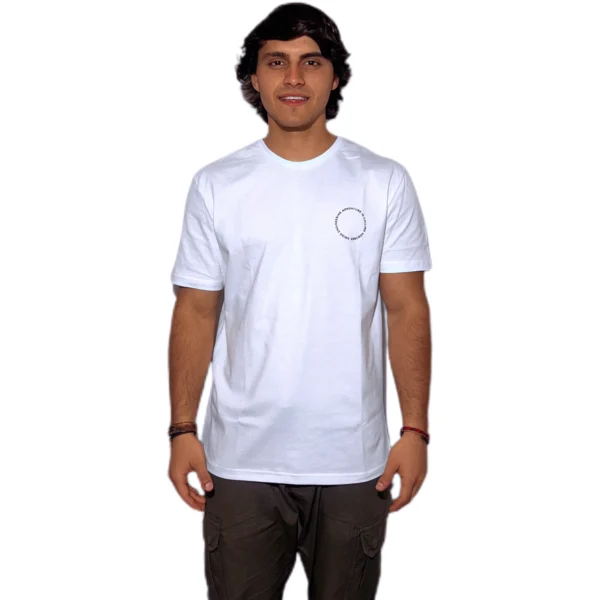 REMERA VORTREK COTTON BLACK TREK Manga Corta Hombre Color Blanco