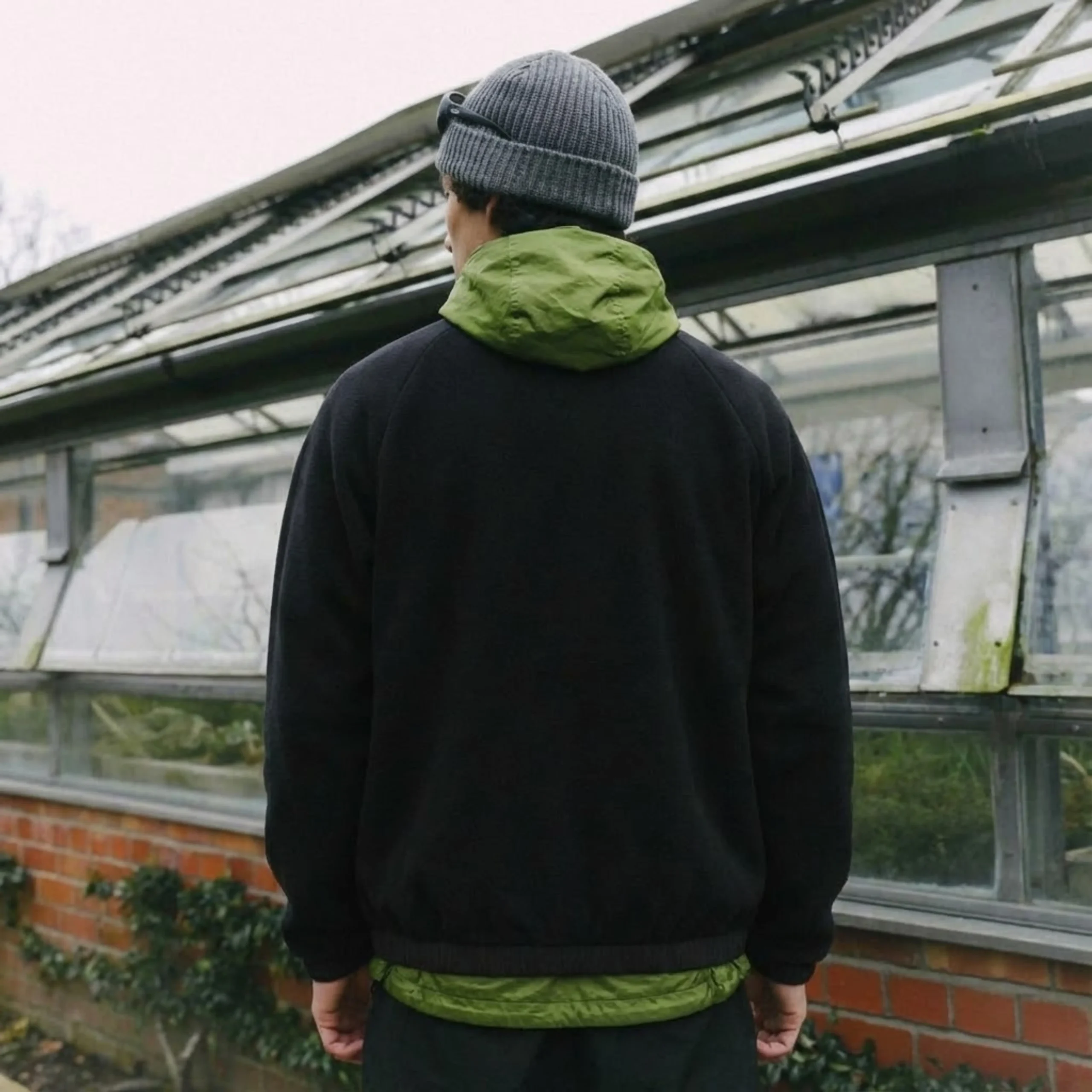 Campera Polar Cozytrek Color Negro - Imagen 4